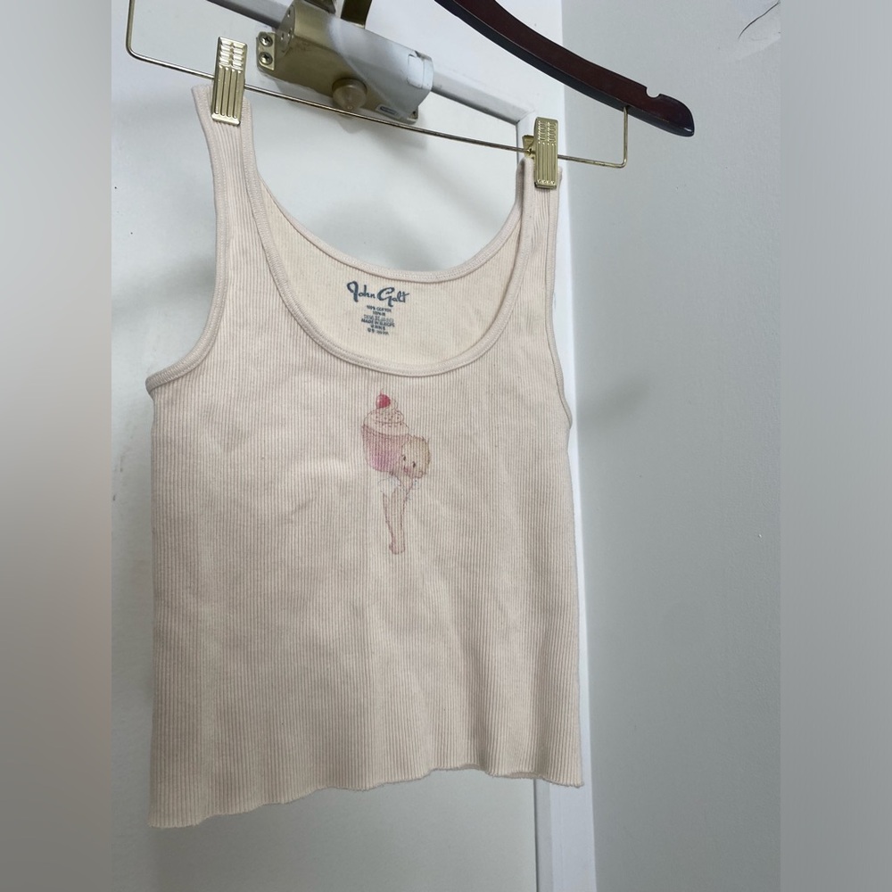 ✨3 for 30✨ Brandy Melville top
